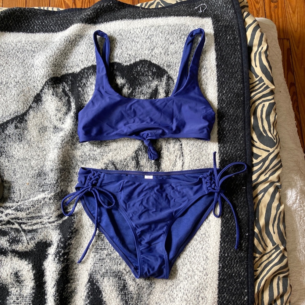 Navy blue bathing suit/bikini set size m/l